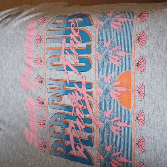 $4 Add-on Gray Santo Domingo Tee - Size Large - Picture 5 of 6